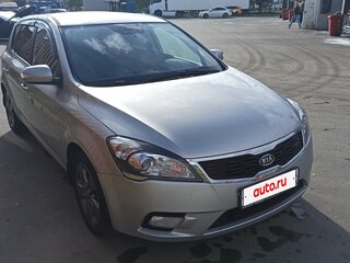 2011 Kia Ceed I Рестайлинг, серебристый, 525000 рублей, вид 3
