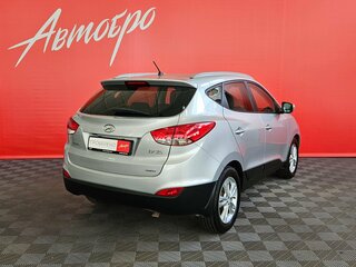 2012 Hyundai ix35 I, серебристый, 920000 рублей, вид 5