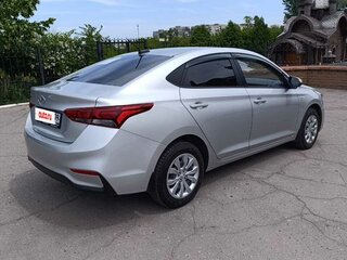 2018 Hyundai Solaris II, серебристый, 1299000 рублей, вид 5