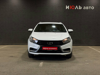 2020 Lada (ВАЗ) Vesta SW I, белый, 950000 рублей, вид 2