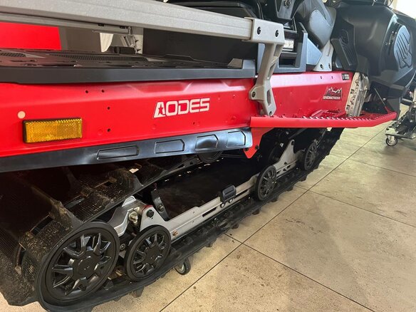 2025 AODES (Odes) Snowcross 1000, красный, 1195000 рублей - вид 13