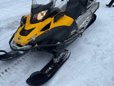 2014 BRP Ski-Doo Skandic 550, жёлтый, 1800000 рублей, вид 1