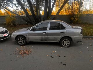 2000 Mitsubishi Lancer VII, серый, 70000 рублей, вид 2