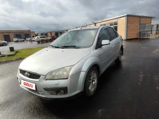 2007 Ford Focus II Рестайлинг, серебристый, 350000 рублей, вид 1