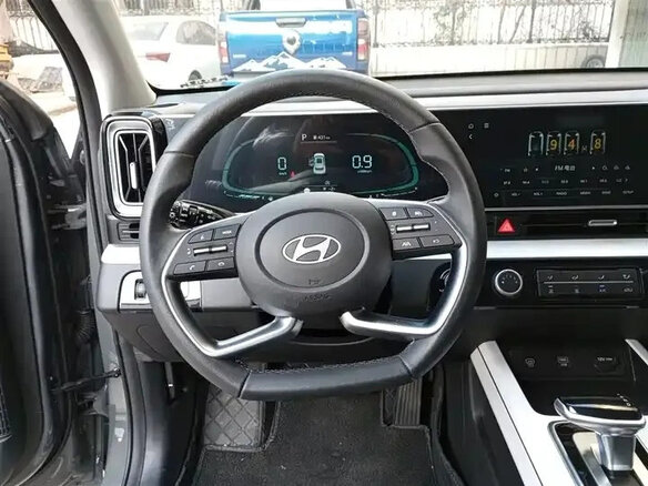 2023 Hyundai ix35 II Рестайлинг, серый - вид 8