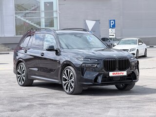 2022 BMW X7 40d I (G07) Рестайлинг, чёрный, 13100000 рублей, вид 2