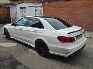 2014 Mercedes-Benz E-Класс 200 IV (W212, S212, C207) Рестайлинг, белый, 2600000 рублей, вид 3