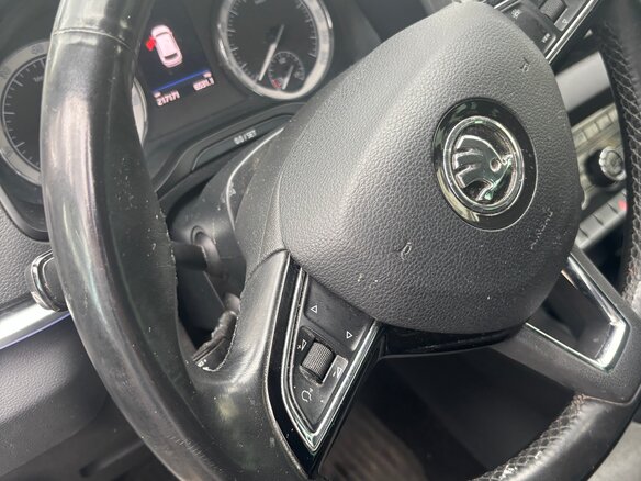 2019 Skoda Karoq I, белый, 1700000 рублей - вид 9