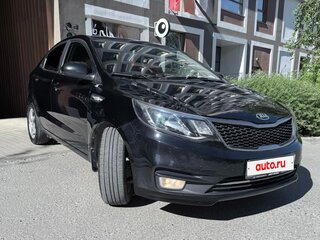 2017 Kia Rio III Рестайлинг, чёрный, 1000000 рублей, вид 3