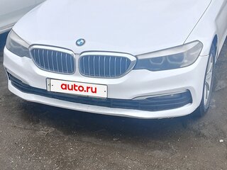 2019 BMW 5 серии 520d xDrive VII (G30/G31/G38), синий, 2250000 рублей, вид 2