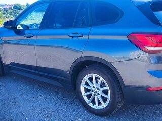 2021 BMW X1 18i sDrive II (F48) Рестайлинг, серый, 2830000 рублей, вид 4