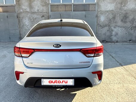 2020 Kia Rio IV, серый, 1590000 рублей, вид 5