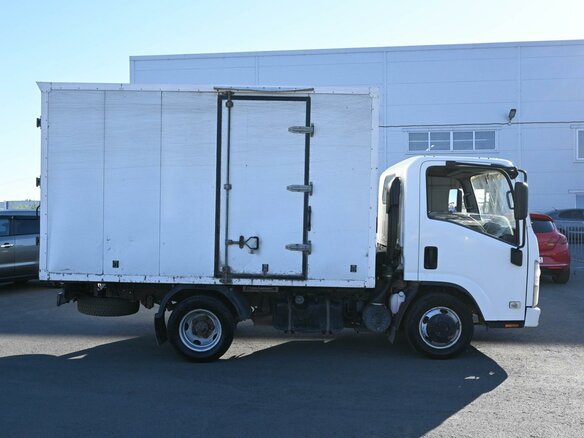 2015 Isuzu Elf (N-series), белый, 1680000 рублей - вид 3
