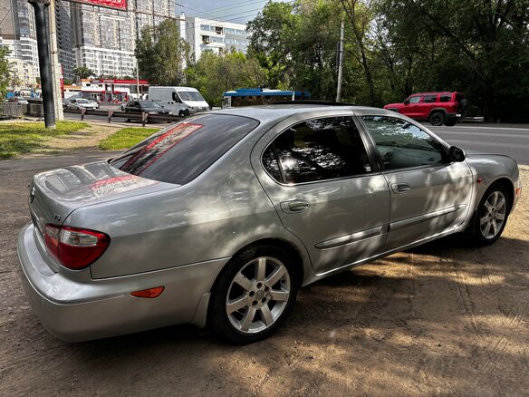 2004 Nissan Maxima V (A33), серебристый, 500000 рублей - вид 4