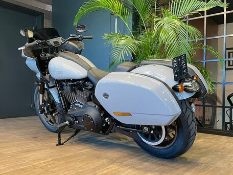 2024 Harley-Davidson Low Rider ST, серый, 2790000 рублей, вид 5