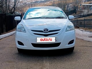 2008 Toyota Belta I, белый, 695000 рублей, вид 1