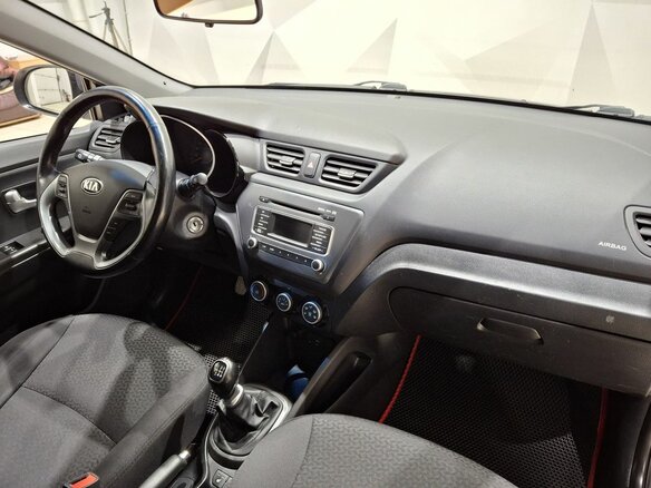 2015 Kia Rio III Рестайлинг, серый - вид 11