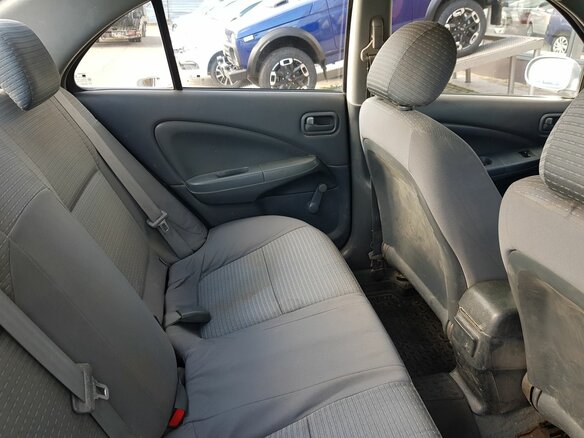 2007 Nissan Almera Classic I, серебристый - вид 9