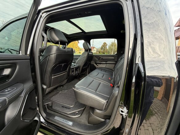 2022 Ram 1500 Crew Cab V, чёрный, 7950000 рублей - вид 8