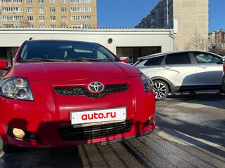 2008 Toyota Auris I, красный, 650000 рублей, вид 2
