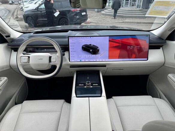 2025 Lynk & Co 900, чёрный - вид 26