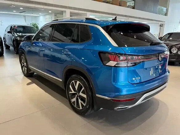 2022 Volkswagen Tayron I, синий - вид 5