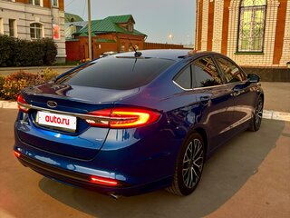 2017 Ford Fusion (North America) II Рестайлинг, синий, 1690000 рублей, вид 5