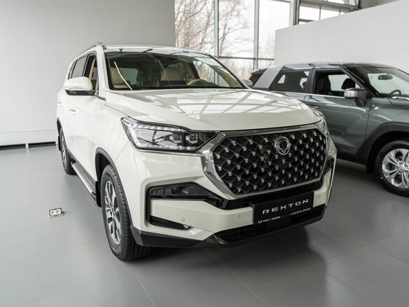2024 KGM Rexton, белый, 5890000 рублей - вид 2