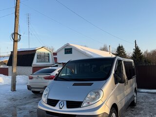 2008 Renault Trafic II Рестайлинг, серебристый, 1350000 рублей, вид 1