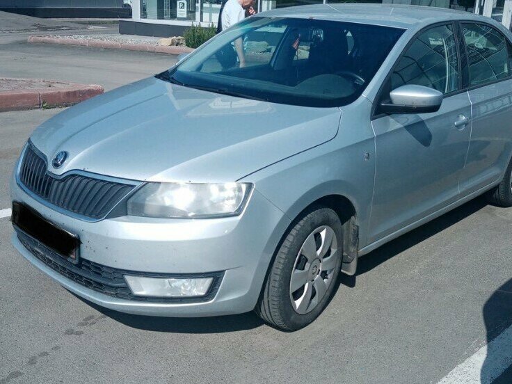 Открыть фотографии: Skoda Rapid I