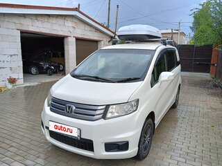 2012 Honda Freed Spike I Рестайлинг, белый, 1199000 рублей, вид 3