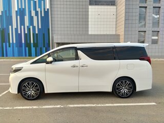 2021 Toyota Alphard III Рестайлинг, белый, 5500000 рублей, вид 2
