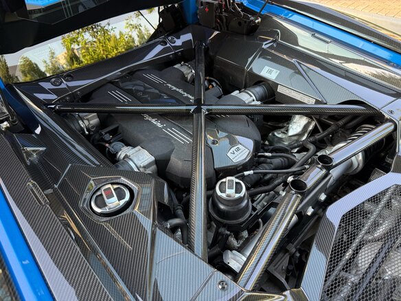 2017 Lamborghini Aventador I Рестайлинг, синий, 29250000 рублей - вид 25