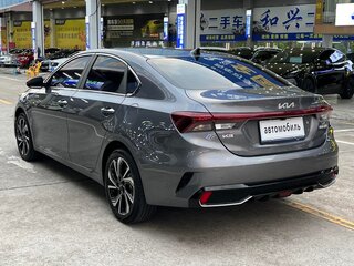 2023 Kia K3 II (China Market) Рестайлинг, серый, 1230000 рублей, вид 4