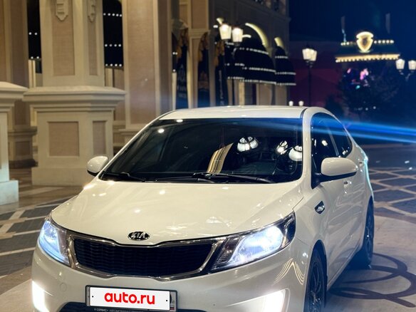 2012 Kia Rio 4-speed III, белый - вид 1