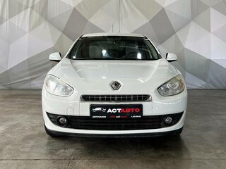 2010 Renault Fluence I, белый, 540000 рублей, вид 2