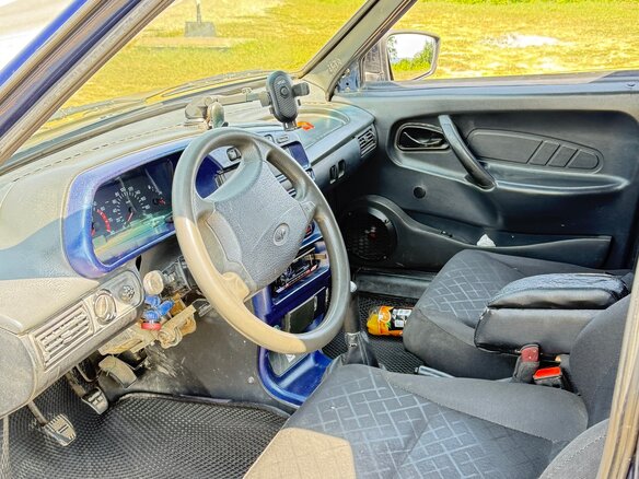2005 Lada (ВАЗ) 21093i, синий, 250000 рублей - вид 8