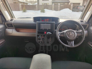 2020 Toyota Roomy I Рестайлинг, серебристый, 1200000 рублей, вид 4