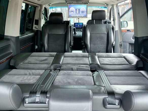 2011 Volkswagen Multivan T5 Рестайлинг, чёрный, 2800000 рублей - вид 18