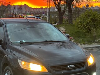 2008 Ford Focus II Рестайлинг, чёрный, 400000 рублей, вид 2
