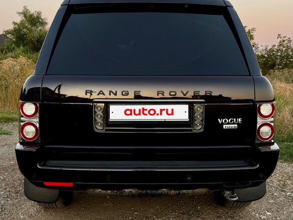 2011 Land Rover Range Rover III Рестайлинг 2, коричневый, 1830000 рублей - вид 4