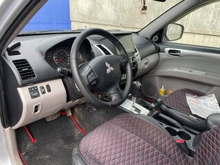 2011 Mitsubishi Pajero Sport II, серебристый, 1400000 рублей, вид 4
