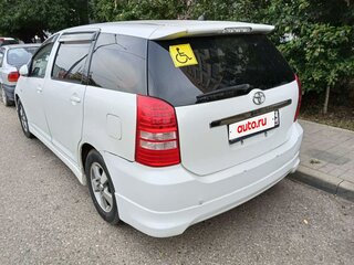 2003 Toyota Wish I, белый, 690000 рублей, вид 4