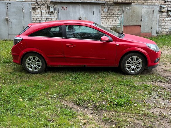 2008 Opel Astra GTC H Рестайлинг, красный, 350000 рублей - вид 5