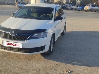 2015 Skoda Rapid I, белый, 850000 рублей, вид 2