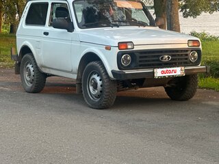 2016 Lada (ВАЗ) 2121 (4x4) I Рестайлинг, белый, 490000 рублей, вид 2