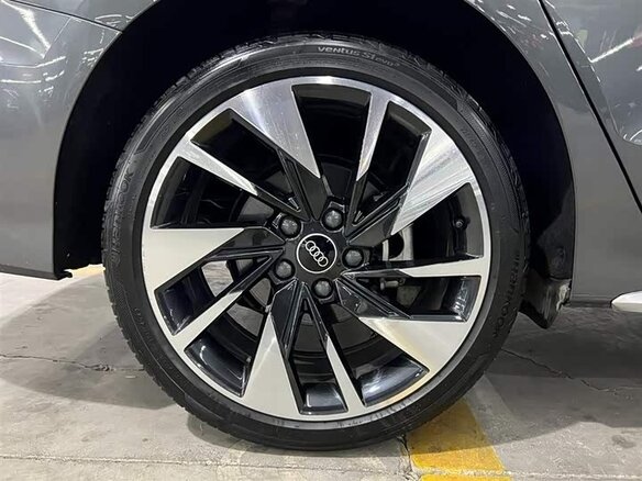 2023 Audi A3 35 TFSI Long IV (8Y), серый, 2400000 рублей - вид 10