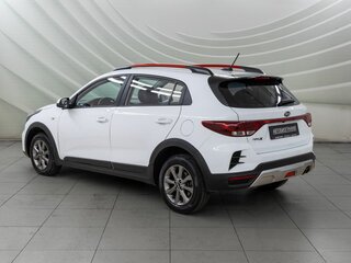 2021 Kia Rio X IV Рестайлинг, белый, 1548000 рублей, вид 5