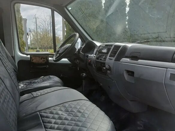 2011 ГАЗ ГАЗель (3302), белый, 1250000 рублей - вид 5