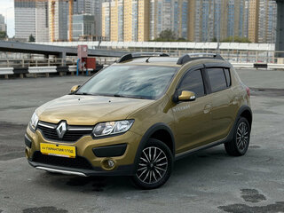 2018 Renault Sandero II Рестайлинг, зелёный, 919000 рублей, вид 1
